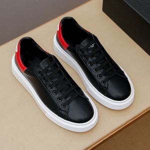 Neue Ankunft Plattform Herren Designer Herren flache Schuhe lässig Papa Schuhe dreifache schwarze und weiße Luxus Retro-Schuhe