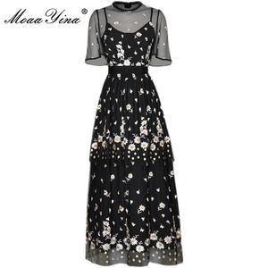 Fashion Designer Summer Elegant Party Dresses Women's Short sleeve Embroidered Mesh Vintage Black Midi Dress 210524