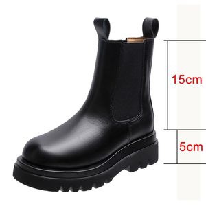 Neue Chunky Frauen Winter Schuhe Pu Leder Plüsch Stiefeletten Schwarz Weibliche Herbst Mode