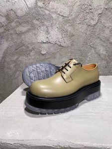 Botteg Venetas Qualität neuer hochwertiger Herren Great Designer Herren Neue Designer-Ladungsschuhe Schuhe