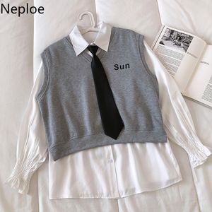 NEPLOE Preppy Style Two Piece Outfits Kvinnor Kvinnor Stickad Broderi Sweater Vest Loose White Shirt Toppar Chic 2 Piece Set Femme 210422