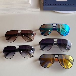 2022 Neue Mode-Sonnenbrille für Männer und Frauen am Meer, Urlaub, Reisen, Sonnenbrillenrahmen, Beschichtung, Spiegellinse, Kohlefaserbeine, Sommerstil 2252, zufällige Box, Top-Qualität