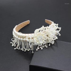 Hårklipp Barrettes Fashion Temperament Wide-Brimmed Pearl Flower Fransed Band Prom Street Shooting Ladies Tillbehör 799