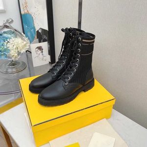 Kvinnor Rockoko Stövlar Designer Combat Boot Läder Biker Stretch Fabric Skor Toppkvalitet Martin Boot Luxury Brand Booties