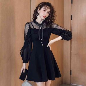 Wiosna Jesień Damska Sukienka Retro Hepburn Styl Siatki Zszywanie Ruffled Black Slim Talii Krótka kobieta ES GX704 210507