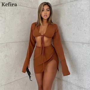 Kefira Jesień Moda V Neck Sexy Dress Set Mini Spódnice Z Długim Rękawem Crop Top Garnitury z Skirt Street Club Set 211106