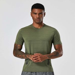 Summer Sports Homens Fitness Terno de Manga Curta Leva Respirável Casual Loose Grande Running Rápido Dry T-Shirt X0322