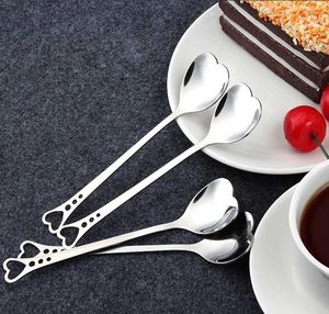 Cucchiaio da caffè in acciaio inossidabile a forma di cuore nuovo all'ingrosso Cucchiaio da dessert Zucchero Cucchiaio per gelato Yogurt Cucchiaio da miele Cucchiaio da cucina Regalo caldo