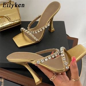 Eilyken Yeni Tasarım Kare Toe Altın Terlik Sandalet Moda Kristal Elmas Garip Topuklu Ayakkabı Kadın Yaz Slayt Y1120