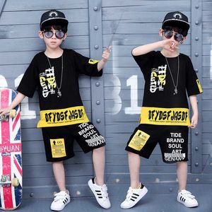 Odzież dziecięca Chłopcy 10 do 14 lat 2021 Summer Boy Sets Kids Hip Hop Street Dance Dwuczęściowe garnitury Casual T-shirt Dressuit X0802