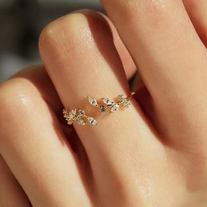 Wedding Rings Fashion Flowers Open For Women Girls Gold Silver Color Zircon Leaves Finger Ring Party Jewelry Gift Accessories