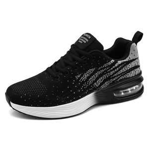 2021 Nyaste Ankomst Högkvalitativa Män Kvinnor Sport Running Skor Utomhus Tennis Fashion Triple Red Black Blue Runners Sneakers Storlek 39-45 WY25-8802