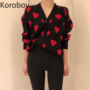 Korobov V-Neck Long Sleeve Women Cardigans Korean Love Knit Pattern Elegant Cardigan Vintage Autumn Winter Female Sweater 79156 210430