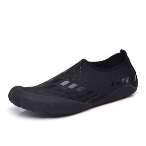 2021 Top Qualität Herren Womens Sport Laufschuhe Sandy Strand Mode Schwarz Blau Rot Outdoor Sneakers Größe 36-46 WY21-1786