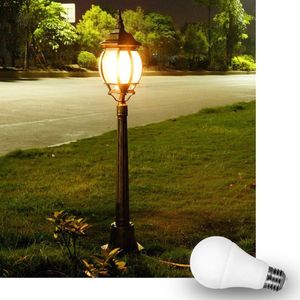 Lampen E27 B22 Lichtbediening Lamp W LED Smart Dusk naar Dawn Sensor Lamp Automatisch Aan Uit voor Porch Yard Garage