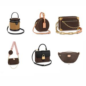 Luxurys designers axelväskor lady single chain designer handväskor nya totes handväska kvinnor mode klassiska korskroppstelefonfodral med låda
