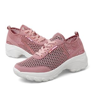 2021 Designer de tênis para mulheres Branco Cinza Roxo Roxo Moda Preto Moda Treinadores de Alta Qualidade Exterior Esportes Sneakers Tamanho 35-42 QL