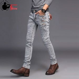 Jeans män Young Fashion Trend Koreansk stil High Street Streetwear Skinny Slim Fit Button Denim Pant Male Trouser Blue Blue 210622