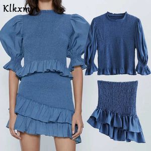 Klkxmyt two pieces sets women stack elasticity short blouse tops elastic waist sexy mini skirts faldas set 210527