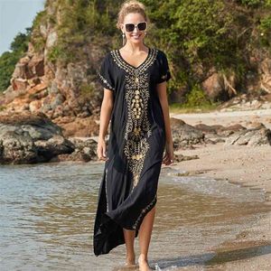 대형 블랙 자수 V 넥 짧은 소매 여름 해변 드레스 플러스 사이즈 튜닉 여성 비치웨어 Batwing 슬리브 긴 드레스 N790 210409