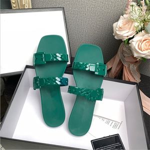 2021 Marke Frauen Sandalen Hohe Qualität Designer Dame Hausschuhe Sommer Outdoor Mode Kunststoff Kette Gelee Slipper Luxus Echtes Leder Casual flache Strandschuhe