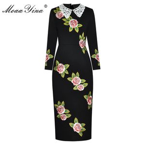 Fashion Designer dress Spring Autumn Women Dress Rose Embroidery drilling Black Vintage Slim Elegant Dresses 210524
