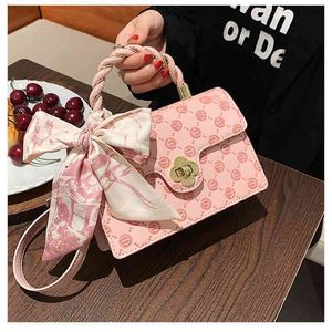 2022 Latest Handbag Factory Store Female Summer Embossed Pink One Shoulder Small Square Portable Silk Scarf Bow