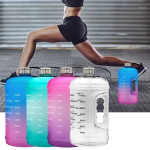 Vattenflaska 1 gallon Sport med läckagesäker Motiverande Gym Fitness Stor kapacitet Vattenflaska Gradient Färg Big Cup Vattenkokare