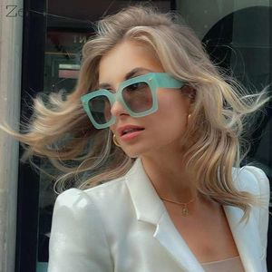 Óculos de sol Moda Quadrado Mulheres Grandes Moldura Óculos Retro Sunglass Senhoras Femininas Óculos Eyewear Shades UV400 Sun Glass