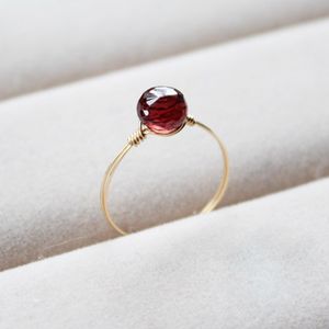 Handgjorda Natural Garnet Ringar Charms Smycken Guldfylld Ringfödelsedagsgåva Anillos Mujer Bague för kvinnor