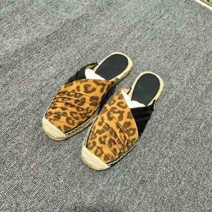 Leopardプリント麻ロープボトムフィッシャーマンサンダル夏の女性折りたたみシープスキンバオトゥマララーシューズ1つのペダル怠惰なフラットスリッパ