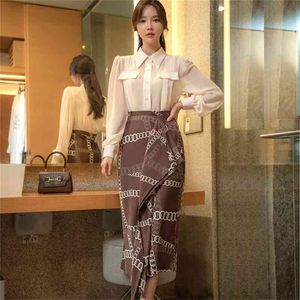 2 Pieces Set Women Spring Office OL Chiffon Shirts Blouses And High Waist Ruffles Chain Print Pencil Skirts Chic Lady Suit 210519