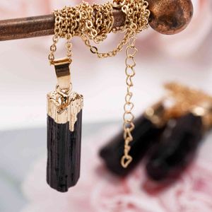Shanmei ruwe ruwe stenen vergulde ketting hanger charme ketting zwarte toermalijn hanger voor sieraden maken ketting