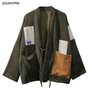日本スタイルの男性コーデュロイ着物のカラーブロッキングパッチデザインドロップショルダーハリ特大緩いコート210909