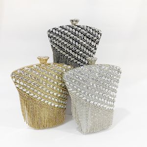 Moda de prata Mulheres borla noite sacos diamantes frisados ​​de embreagem de embreagem bolsas e bolsas de metal saco de luxo sac um main