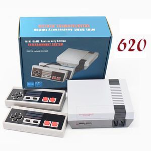 Yeni Varış Mini AV TV Video Oyun Konsolu Kontrolörü 8 Bit Eğlence Sistemi Video El Oyuncu NES 620 Oyunlar Konsollar Kontrolörleri