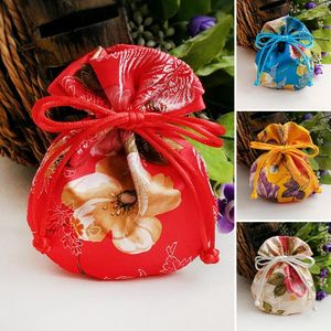 Gåva Wrap Luxury Small Sachet Hanfu Väska Kinesisk stil Retro Drawstring Brocade Pouch Handgjorda Silk Satin Smycken Förpackning Påsar