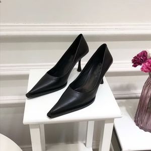 Yeni Bayan Ayakkabı Deri Kadın Yüksek Topuklu Sivri Burun Kadınlar Moda Ofis Bayan Için Pompalar Çorap Ücretsiz Beyaz Siyah