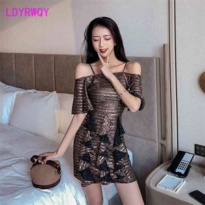 [LDYRWQY] Celebrity Shiny Off Shoulder Collar Ruffled Short Sleeve Hip Dress Cerniere al ginocchio Regular 210416