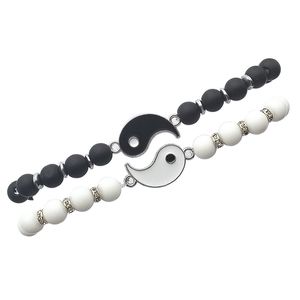 Par älskare pärlstav armband vit och svart pärlor strängar kvinnor män taiji ying yang charm armband vänskap smycken manlig kvinna