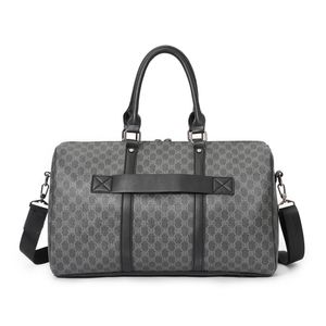 Män Mode Duffle Bag Triple Black Nylon Travel Väskor Kvinnor Hantera Bagage Gentleman Business Tote med axelrem Rave recensioner