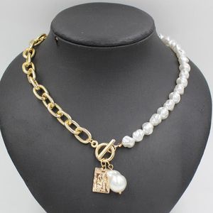 Hängsmycke Halsband Ankomst Mode halsband för kvinnor Pearl Växla närmare