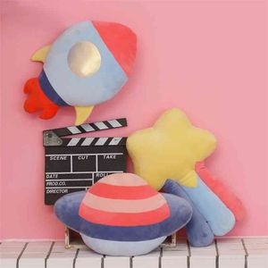 1PC space series flying saucer UFO rocket plush toy doll pillow children toys rag hand puppet sofa cushion decoration birth 210728