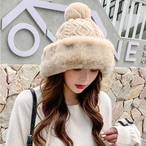 Cloches Beanies Women's Wool Ball Plush Warm Pullover Hat Outdoor Autunt Winter Cold Proof Fashion Lovely Skullies Girl編み