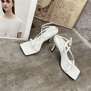 Eillken Glideiator Sandals High каблуки обувь осенью лучшая улица выглядит самки квадратную голову открытый носок клип на семейные сандалии женщины Svdfdhsh