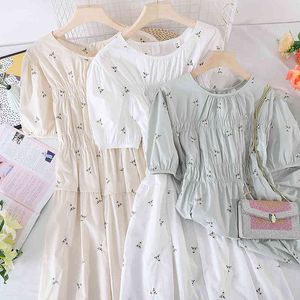 Vintage Stickerei Kleid weibliche koreanische sanfte Temperament Taille Abnehmen quadratischen Kragen Blumen Sommer Vestidos 210420