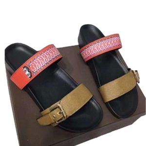 Projektant skórzany pary sandały zjeżdżalnie 2 paski skorygowane złote klamry letnie mody damskie flip flops marki kobiety i mężczyźni sandały buty plażowe kapcie Size 35-45