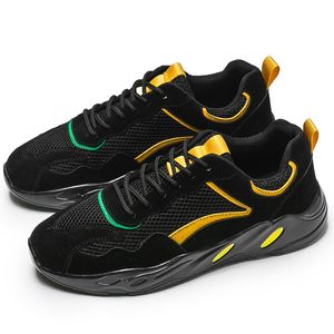 Qualidade Run Mens Malha Top 2021 Sapatos Bege Mulheres Respirável Preto Branco Treinadores Ao Ar Livre Amarelo Azul Esportes Sapatilhas Tamanho 39-44 Código: 95-1923