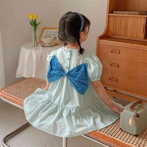Summer Girls 'Dress Puffy Sleeves Big Back Bow Cotton Cute Princess Baby Barn Barnkläder för Tjej 210625