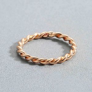 LUTAKU Punk Dünne Twist Seil Minimalistischen Ringe Für Frauen Einfache Rustikale Knuckle Stapel Schlanke Ringe Hochzeit Schmuck G1125